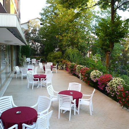 Albergo Ariston Tabiano Terme Екстериор снимка