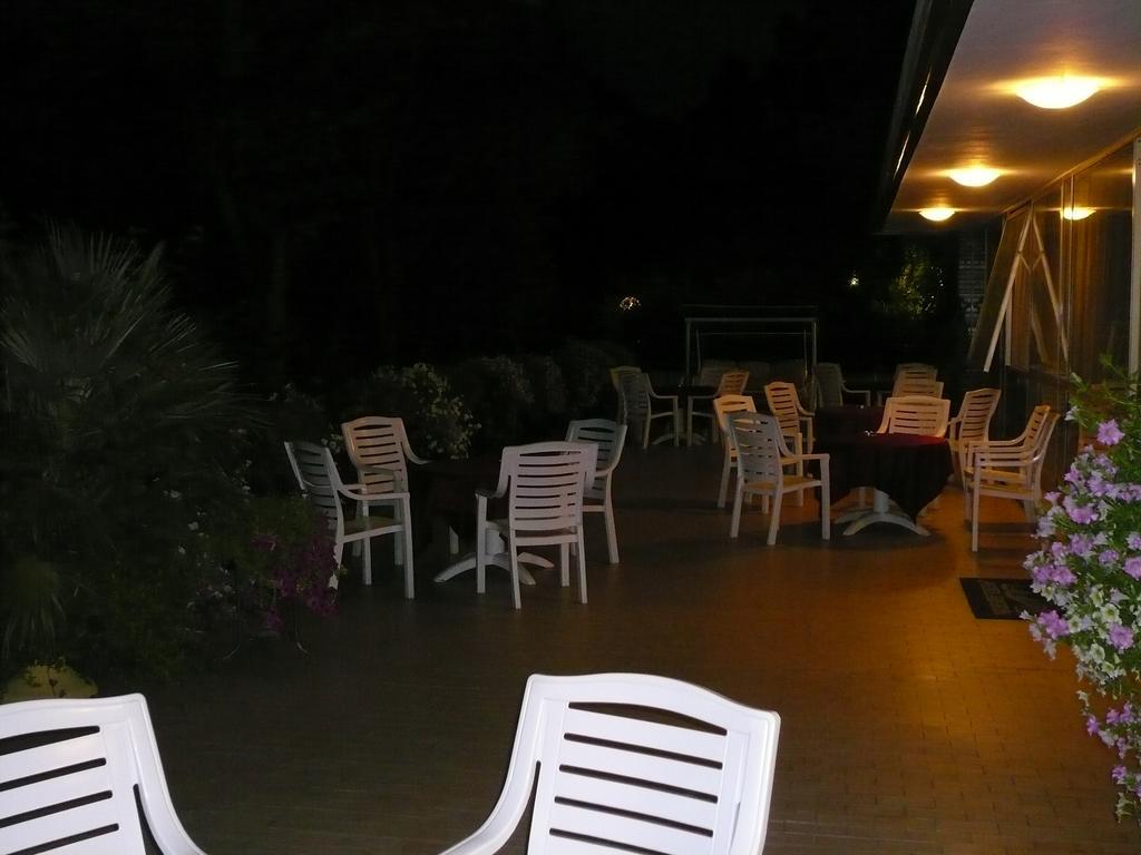 Albergo Ariston Tabiano Terme Екстериор снимка