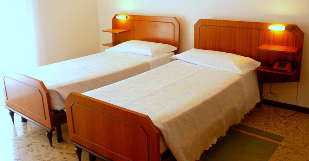 Albergo Ariston Tabiano Terme Екстериор снимка