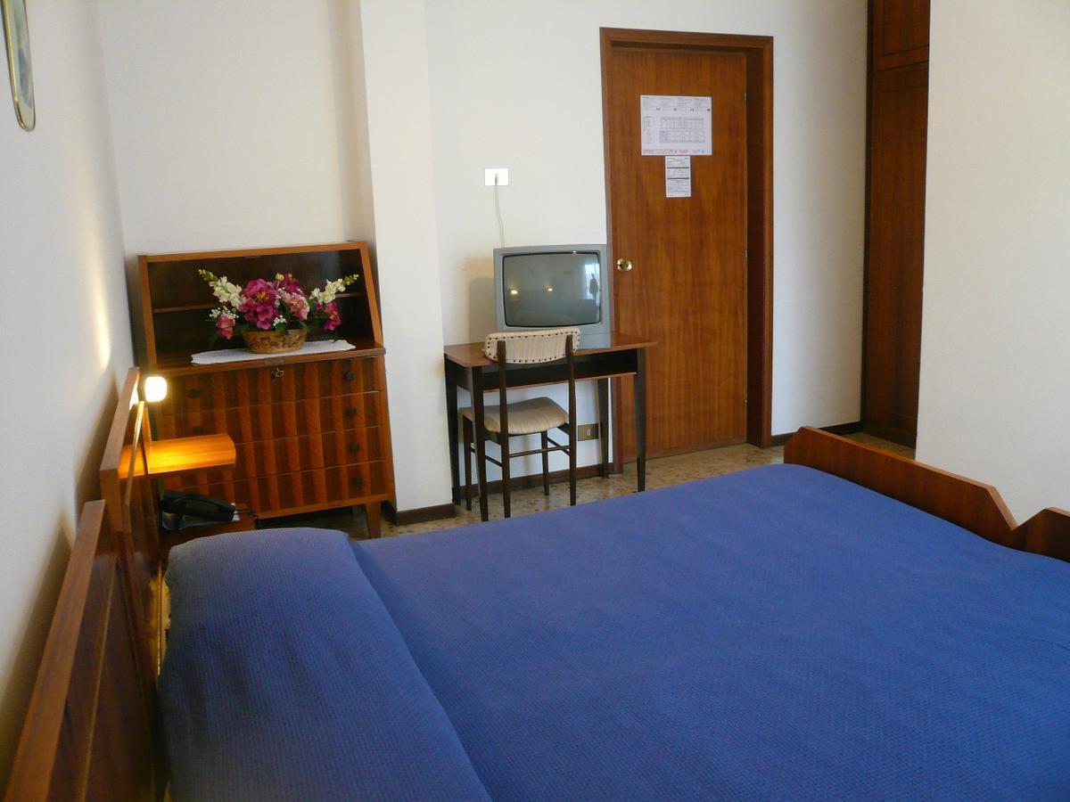 Albergo Ariston Tabiano Terme Екстериор снимка