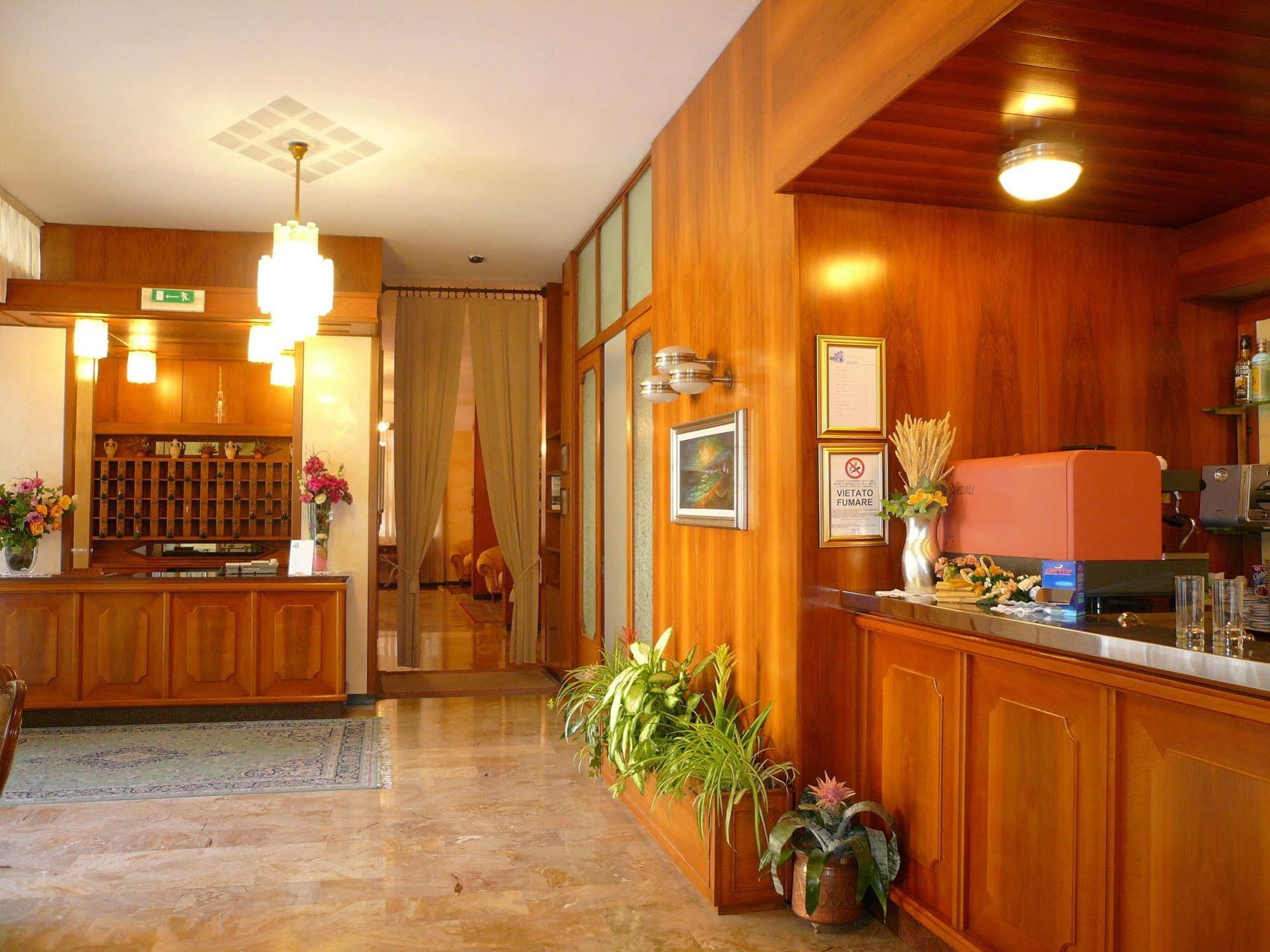 Albergo Ariston Tabiano Terme Екстериор снимка