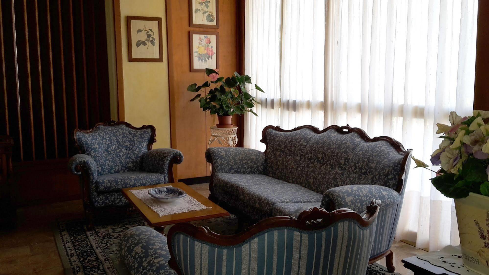 Albergo Ariston Tabiano Terme Екстериор снимка